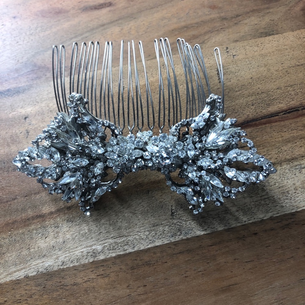 Swarovski Bow Hairpiece by Maria Elena Headpieces